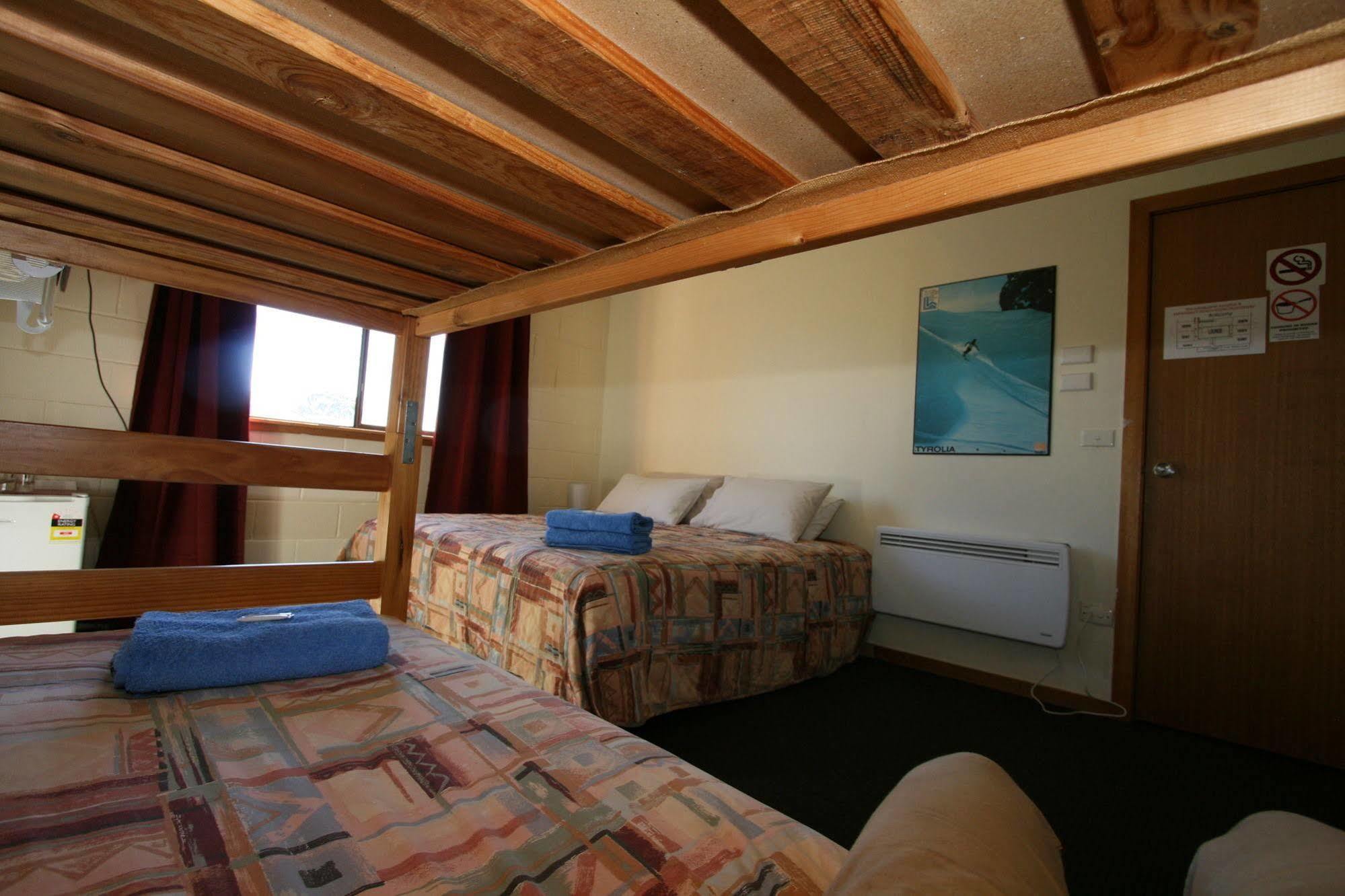 Chalet จินดาไบน์ ภายนอก รูปภาพ